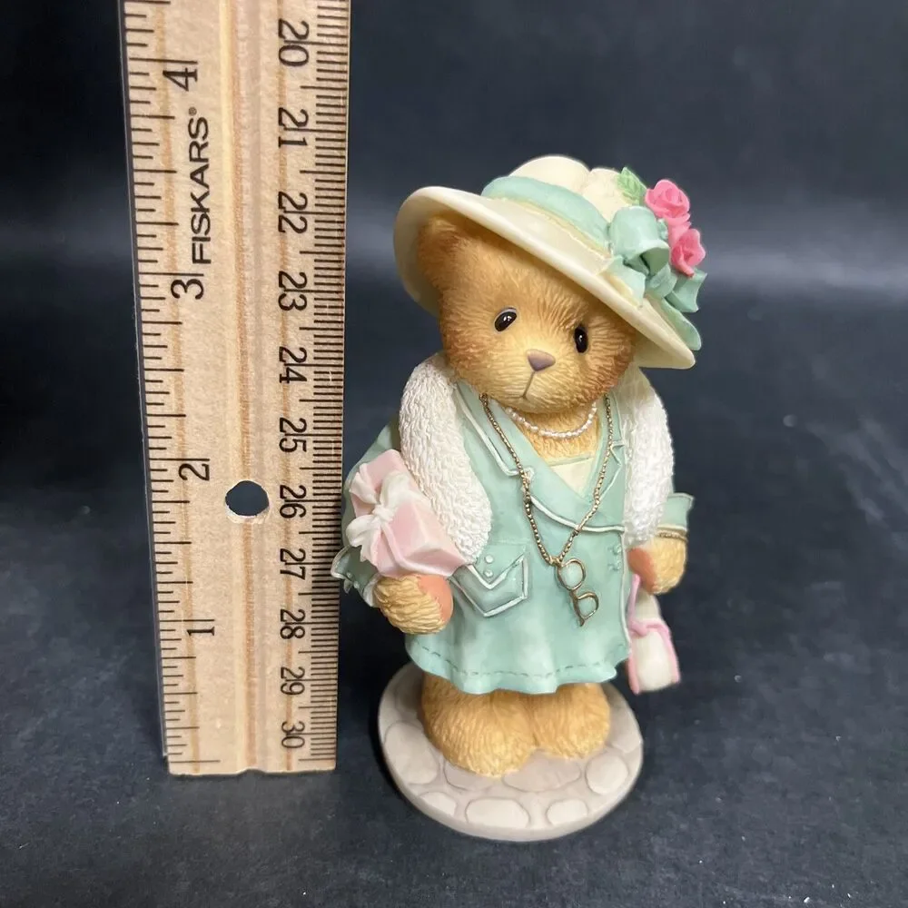 Enesco almost new